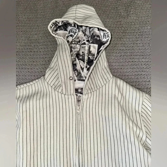 Krispy Kreme Donut Hoodie Jacket L? Gray Full Zip Logo Employee Print Lining - Picture 5 of 10